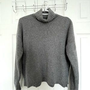 COPY - 100% oversized cashmere turtleneck sweater (chrcoal grey, size S)